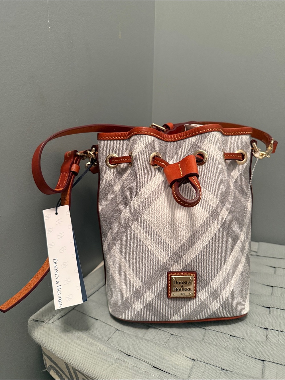 Dooney & Bourke Small Grey Plaid Bucket Crossbody with Brown Leather Trim - Picture 2 of 7